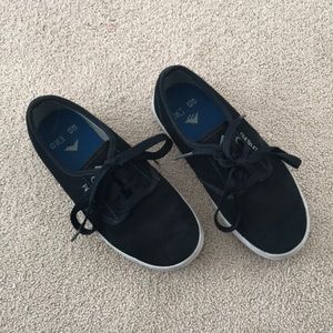 Emerica skate does youth 2.5